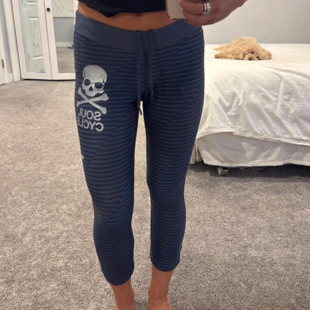 Rare soulcycle x nike capri